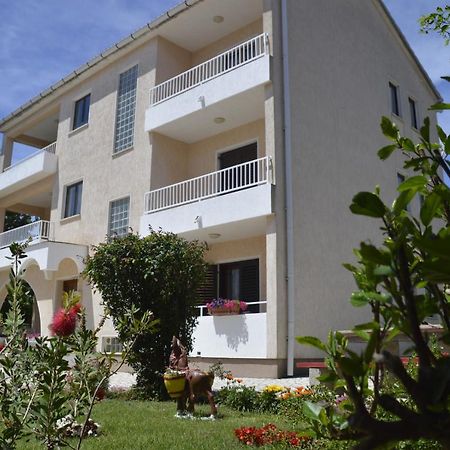 Apartment Lidija Krk Town Zewnętrze zdjęcie