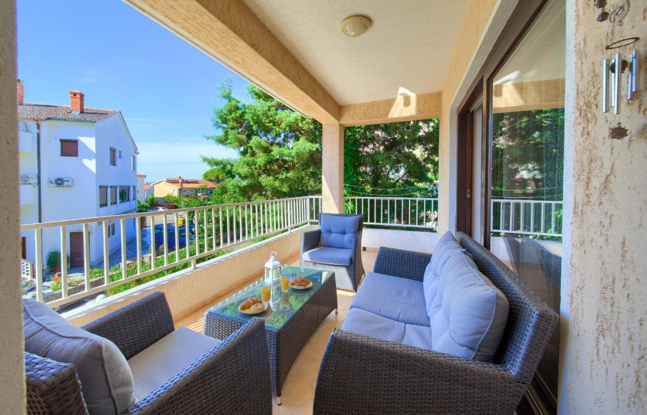 Apartment Lidija Krk Town Zewnętrze zdjęcie